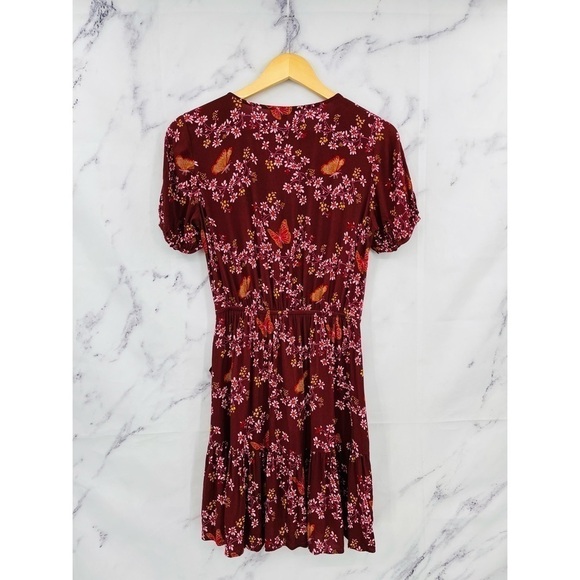 Q031 Madewell Ruffle-Wrap Dress in Windowbox Floral - Picture 7 of 10